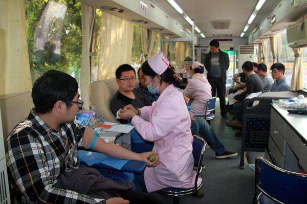 競爭惡劣，獻血車價格也不能成為搶奪市場的主要因素
